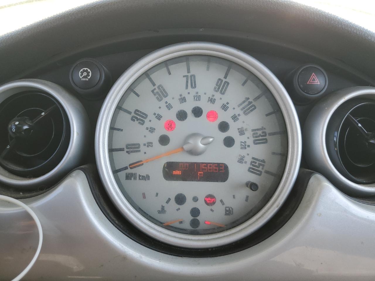 2003 Mini Cooper VIN: WMWRC33493TE17005 Lot: 63263445