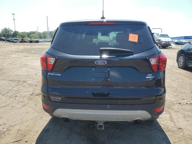  FORD ESCAPE 2019 Czarny