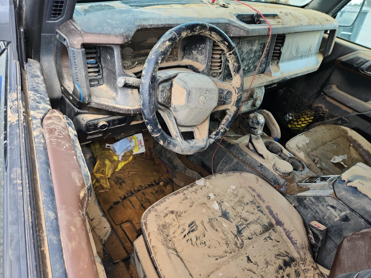 2022 Ford Bronco Base VIN: 1FMDE5BH3NLB16474 Lot: 64196585