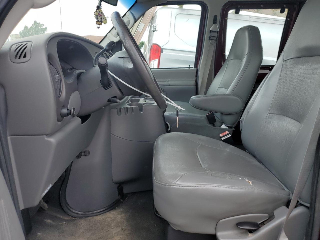 2005 Ford Econoline E150 Wagon VIN: 1FMRE11W15HB11789 Lot: 64285275