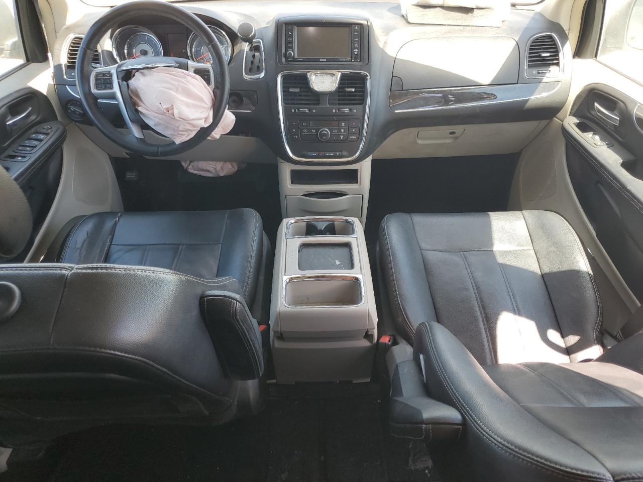 2013 Chrysler Town & Country Touring VIN: 2C4RC1BG4DR743979 Lot: 66838725
