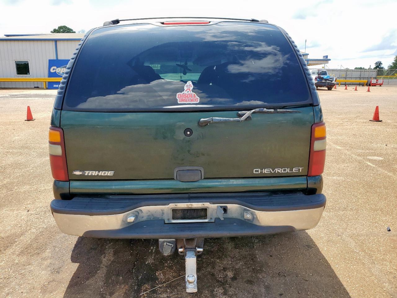 2001 Chevrolet Tahoe C1500 VIN: 1GNEC13T81R110727 Lot: 64844605