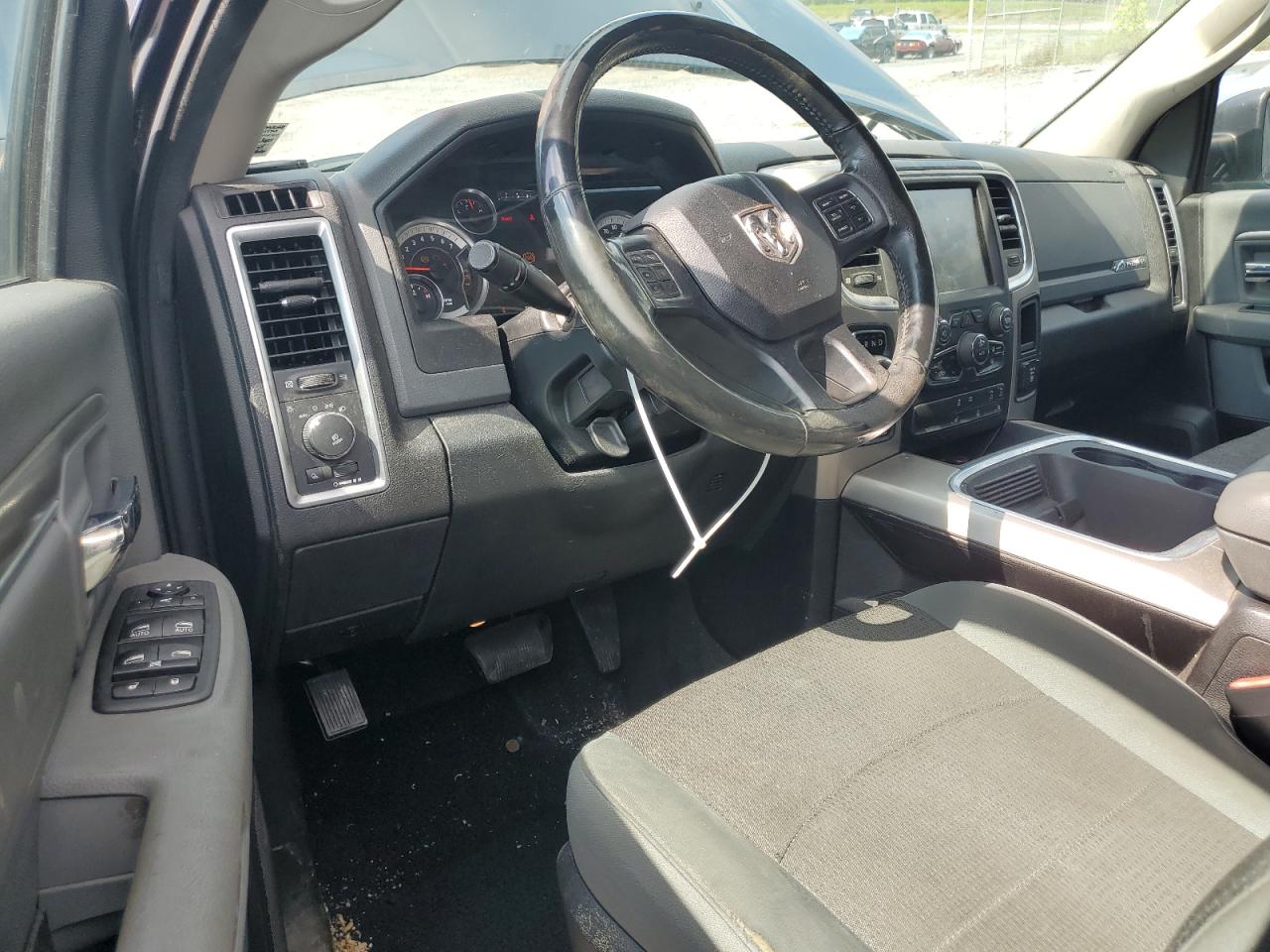 2016 Ram 1500 Slt VIN: 3C6RR7LTXGG360658 Lot: 65358105