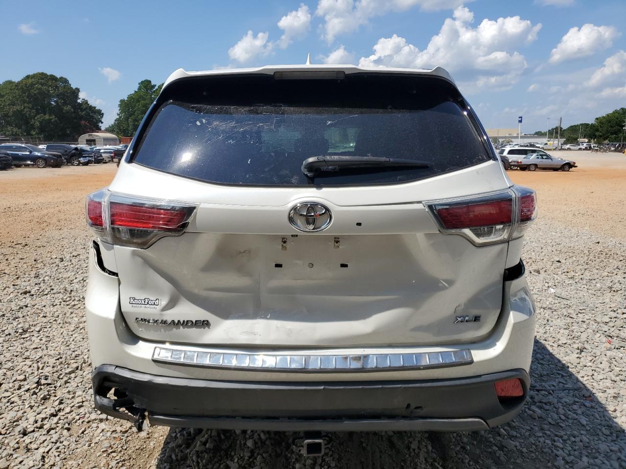 2016 Toyota Highlander Xle VIN: 5TDKKRFH8GS503982 Lot: 65049305
