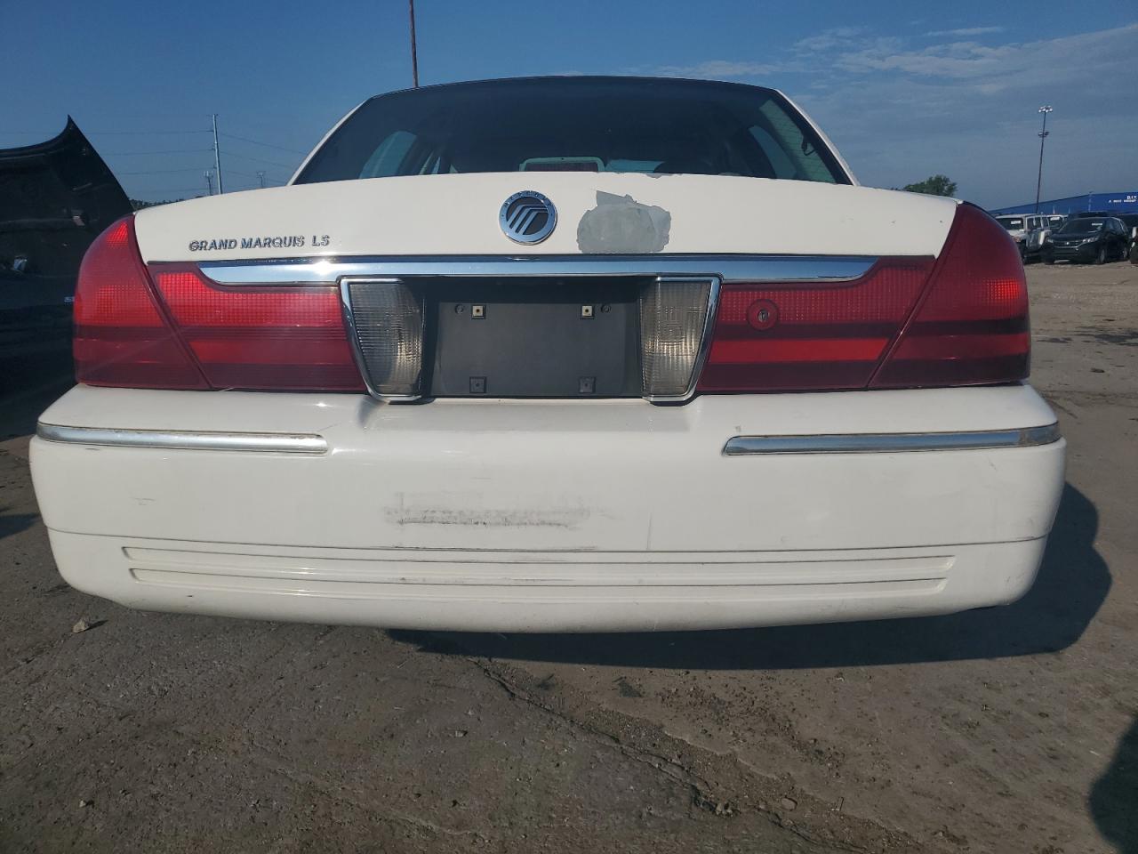 2004 Mercury Grand Marquis Ls VIN: 2MEFM75W24X695768 Lot: 64446085