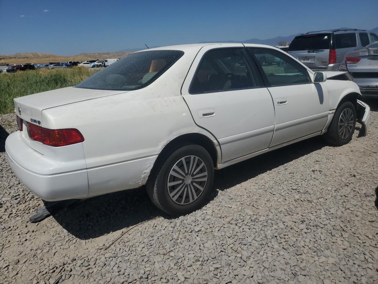 2000 Toyota Camry Ce VIN: JT2BG22K4Y043387 Lot: 65943735