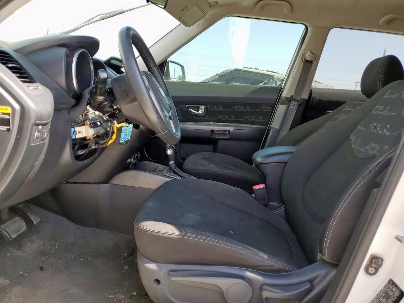 Parquets KIA SOUL 2012 Biały