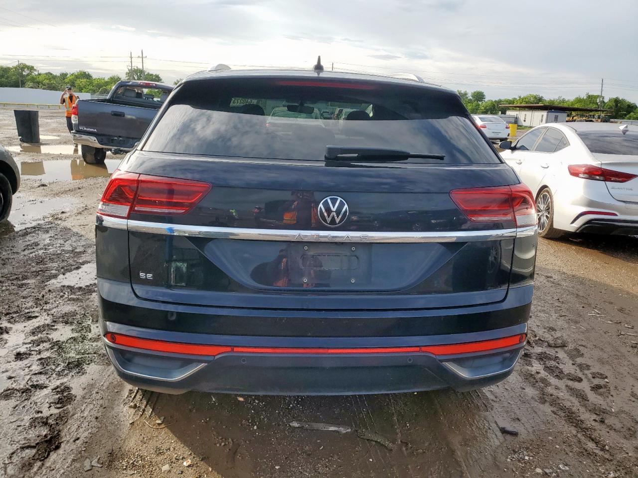 2022 Volkswagen Atlas Cross Sport Se VIN: 1V2JC2CA1NC217024 Lot: 64027315