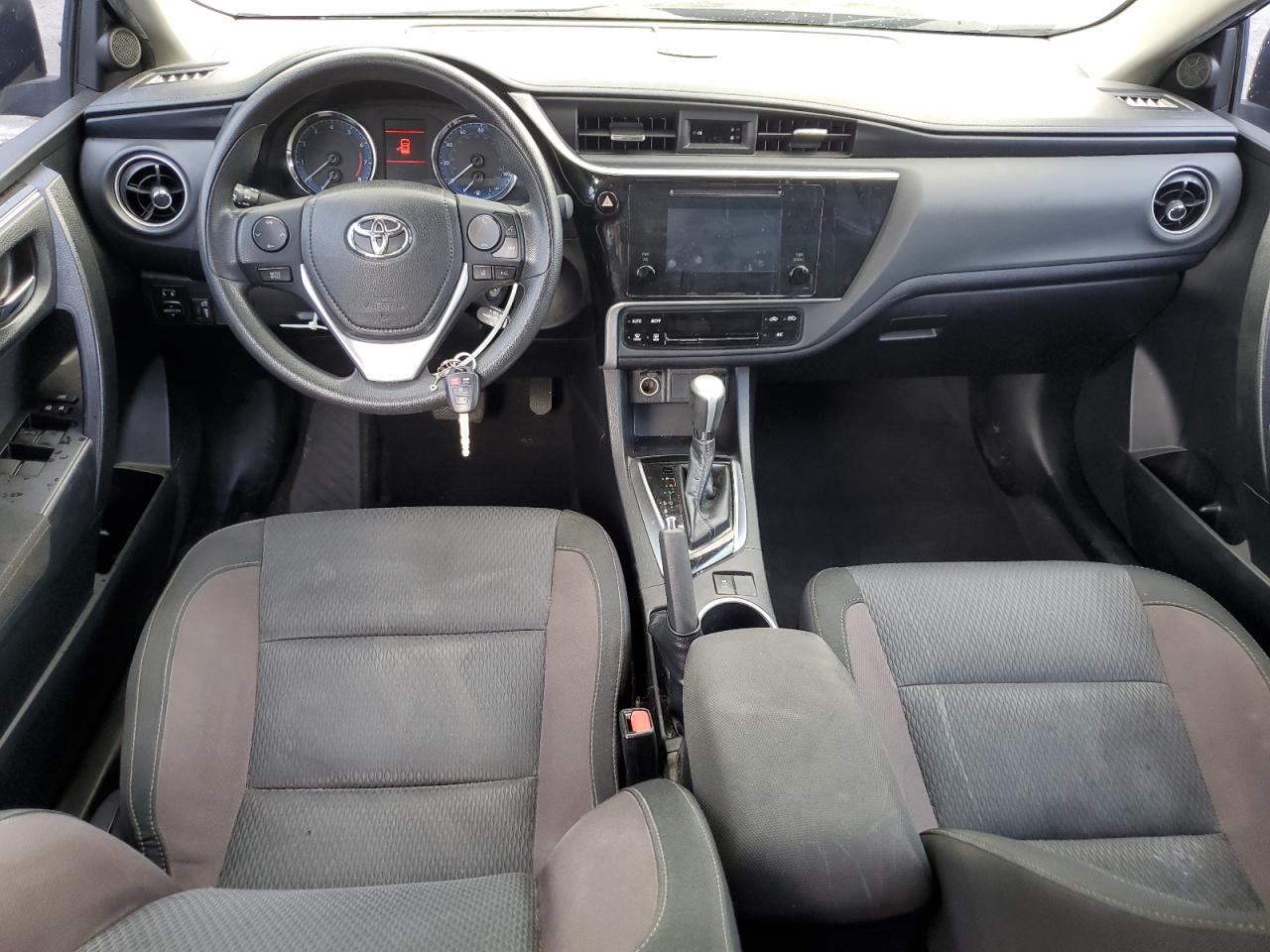 2019 Toyota Corolla L VIN: 2T1BURHEXKC159800 Lot: 65687095