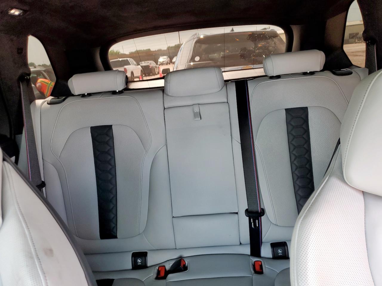 2022 BMW X5 M VIN: 5YMJU0C05N9K73241 Lot: 64549395