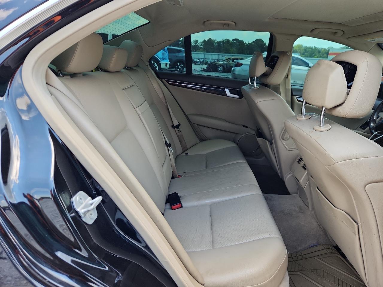 2013 Mercedes-Benz C 250 VIN: WDDGF4HBXDR264067 Lot: 63545055