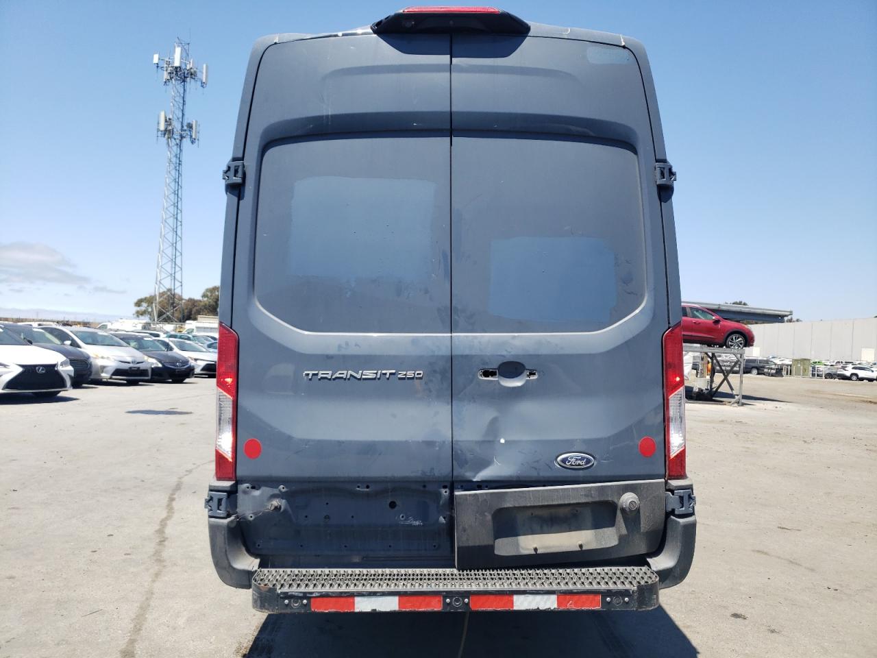 2020 Ford Transit T-250 VIN: 1FTBR3X86LKA72132 Lot: 63693825