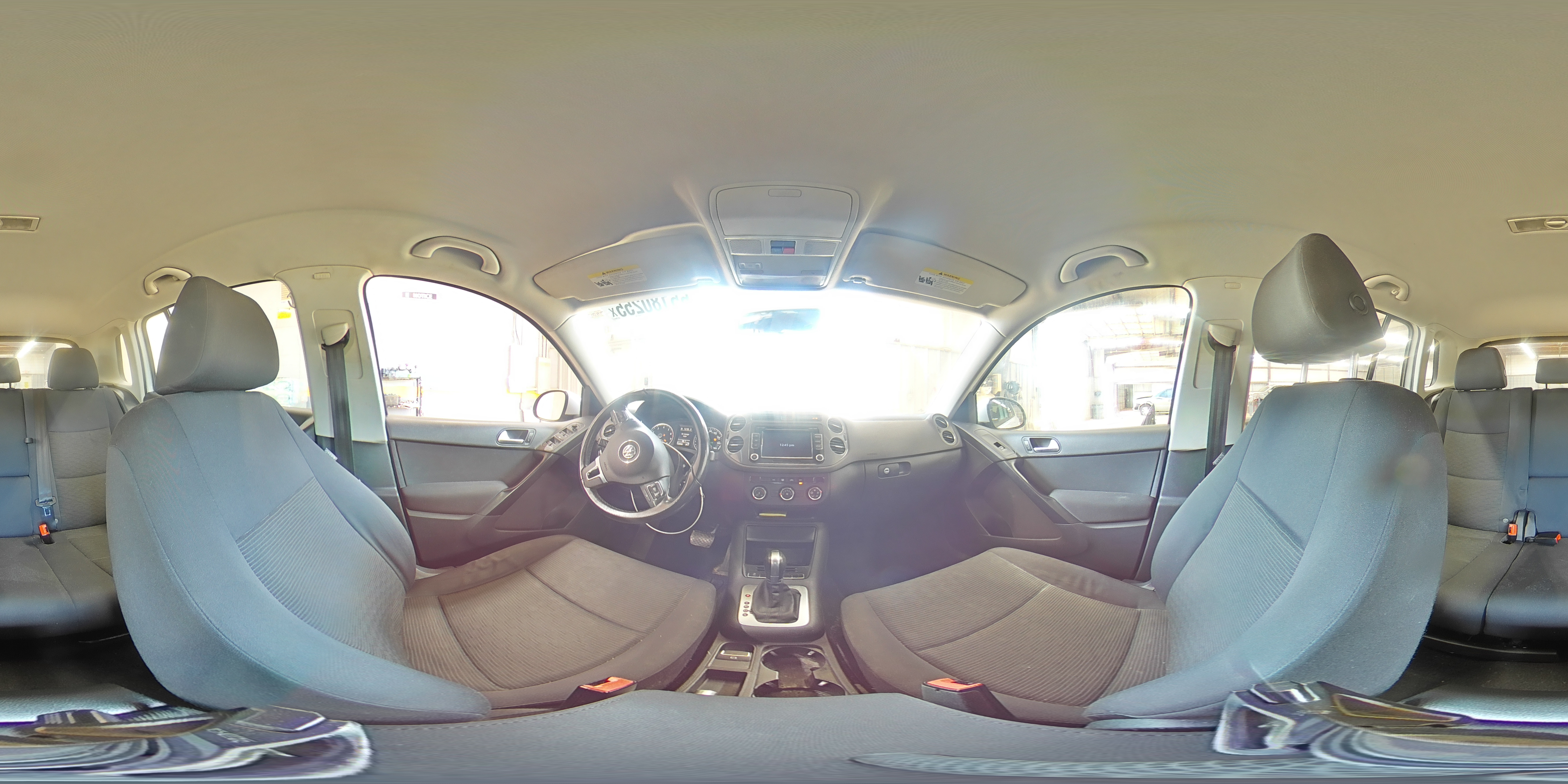 2015 Volkswagen Tiguan S VIN: WVGAV7AXXFW549104 Lot: 65180255