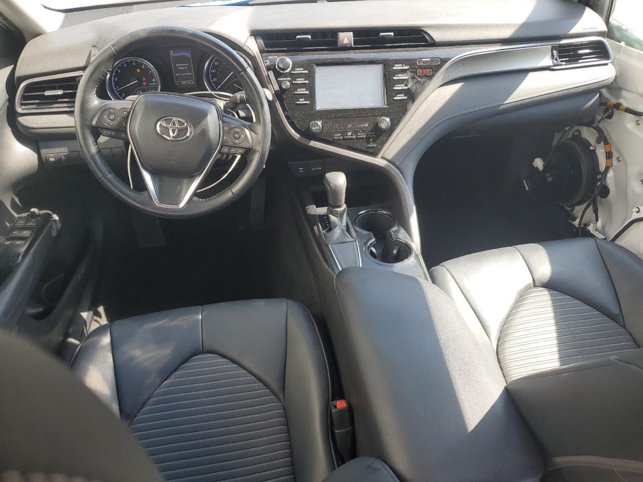 2019 Toyota Camry L VIN: 4T1B11HK3KU852206 Lot: 64725255