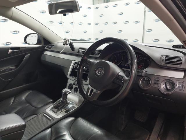 2009 VOLKSWAGEN PASSAT H-L