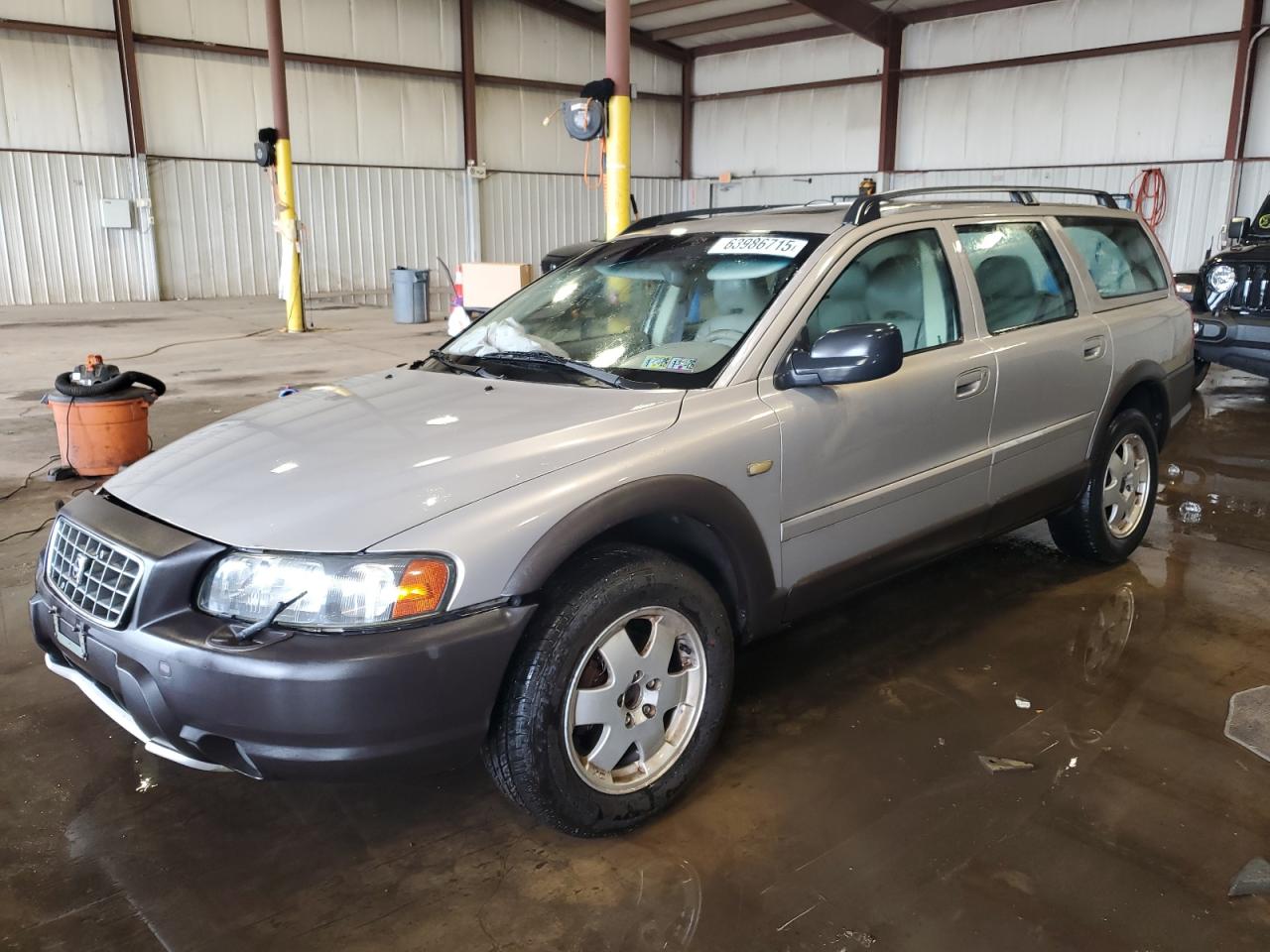 2001 Volvo V70 Xc