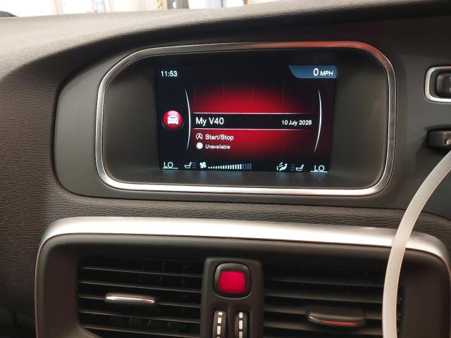 2016 VOLVO V40 R-DESI