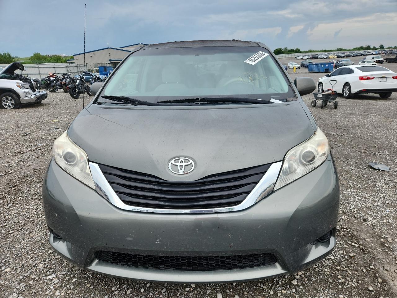 2011 Toyota Sienna Le VIN: 5TDKK3DC6BS085323 Lot: 65265505