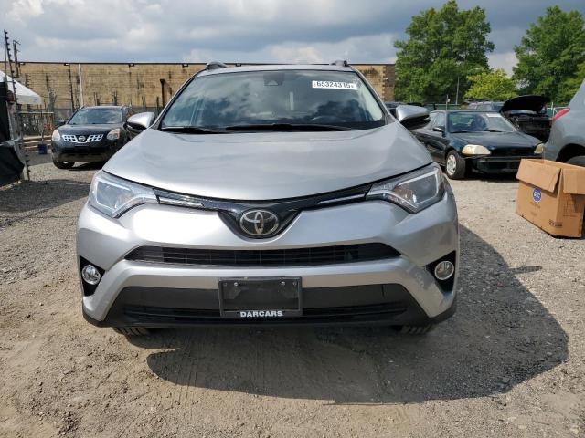  TOYOTA RAV4 2018 Srebrny