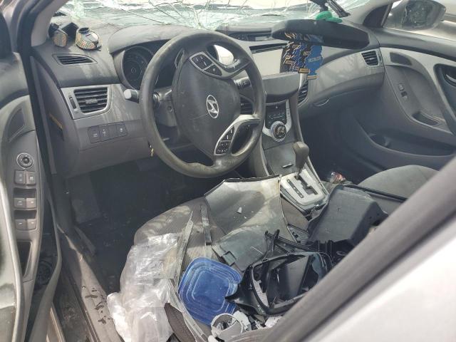 Sedans HYUNDAI ELANTRA 2012 Srebrny