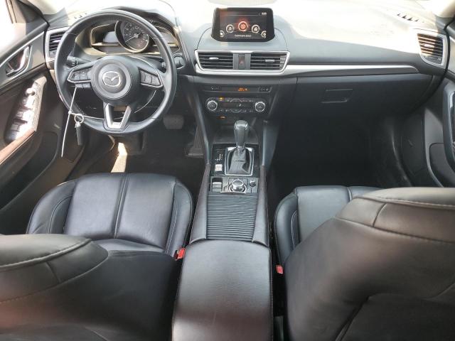  MAZDA 3 2018 Белы