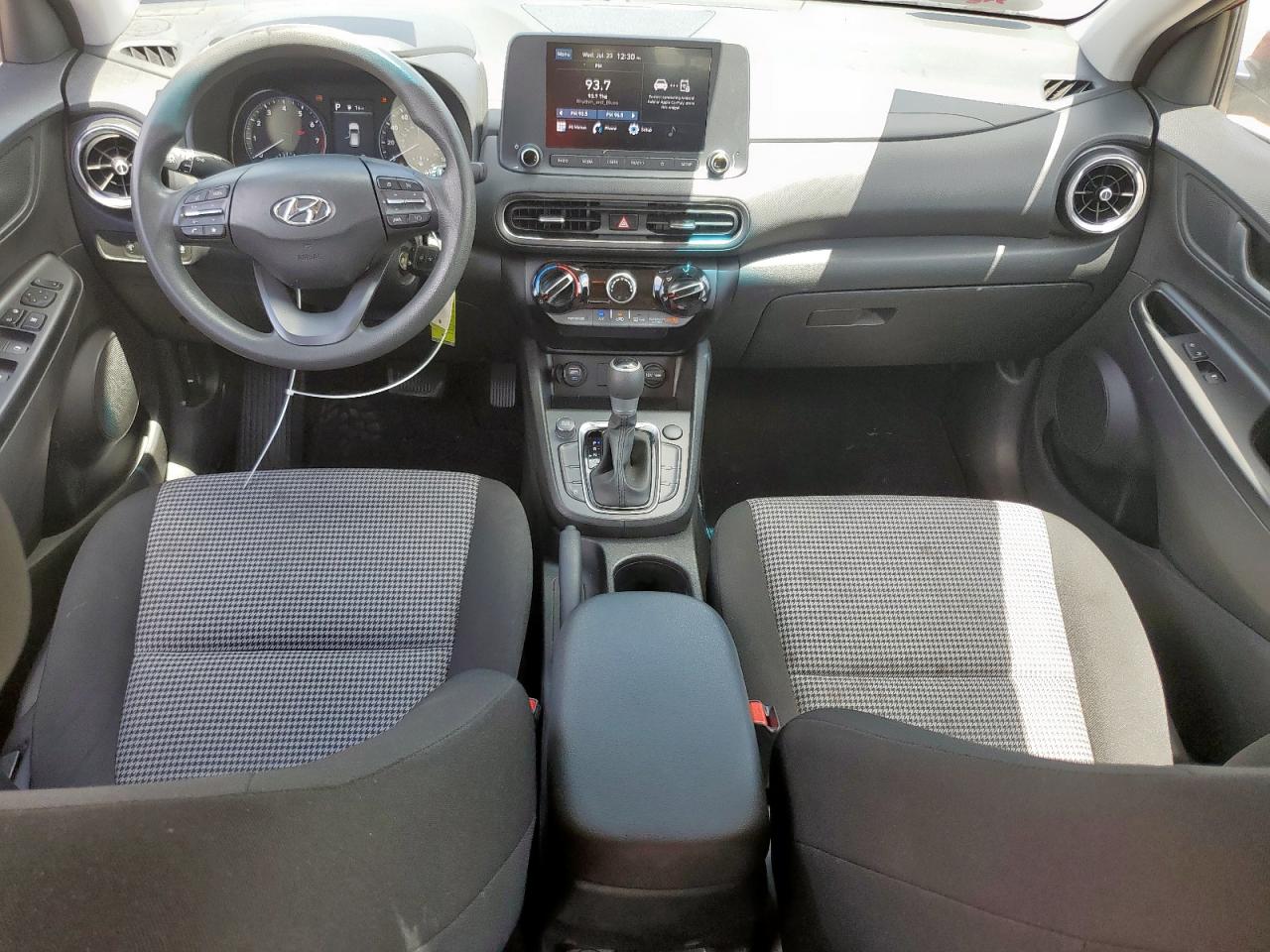 km8k22ab3pu032597 KM8K22AB3PU032597 2023 Hyundai Kona Se