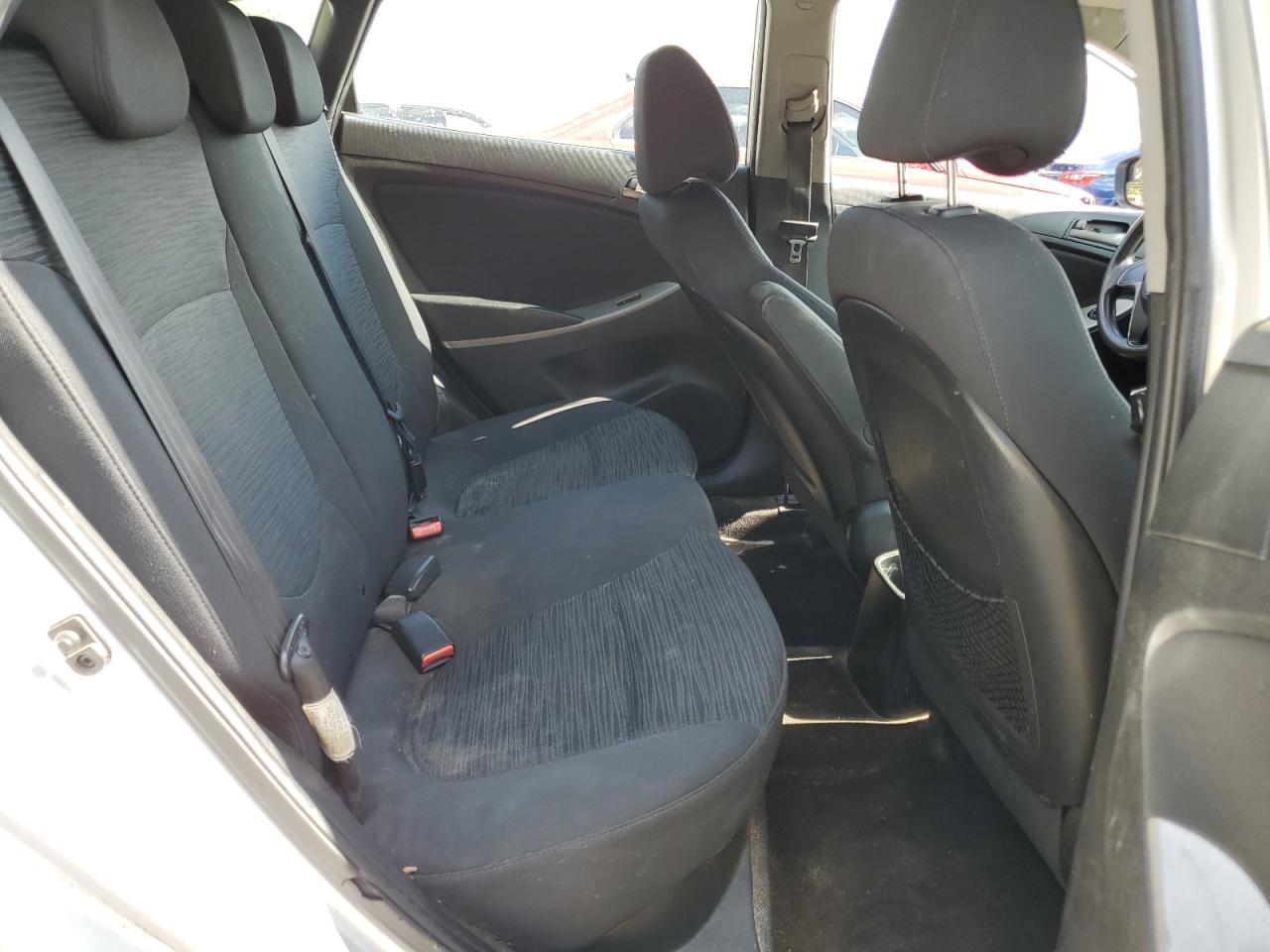 2015 Hyundai Accent Gs VIN: KMHCT5AE2FU225061 Lot: 64637245