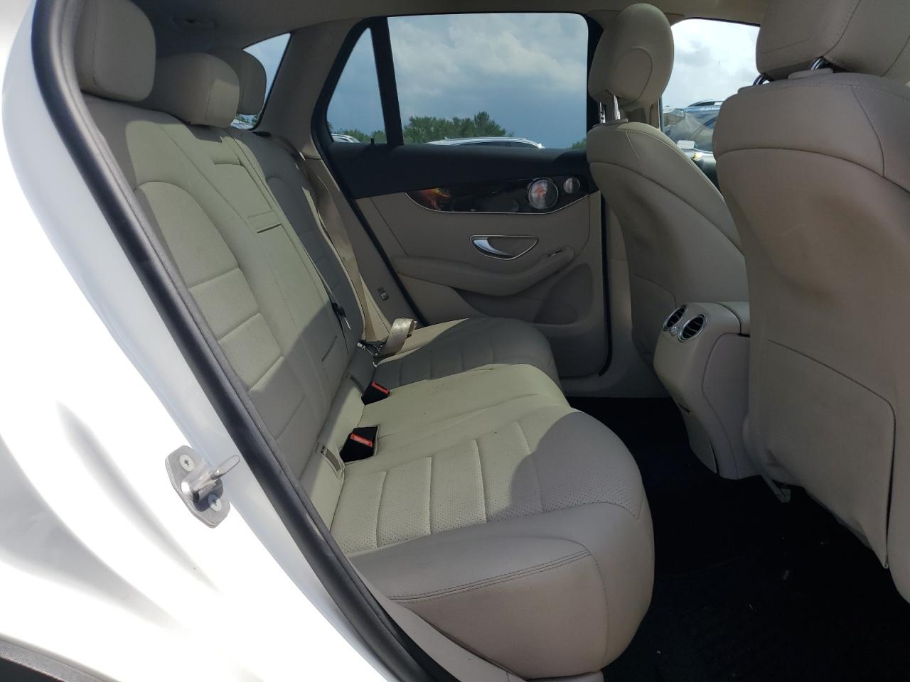 2017 Mercedes-Benz Glc 300 4Matic VIN: WDC0G4KB5HF232789 Lot: 63272705