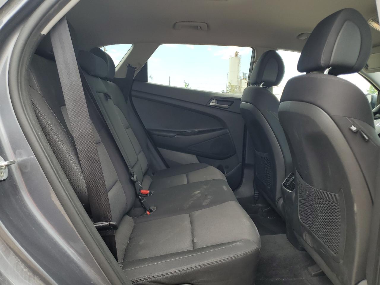 2017 Hyundai Tucson Limited VIN: KM8J3CA28HU304562 Lot: 64308485