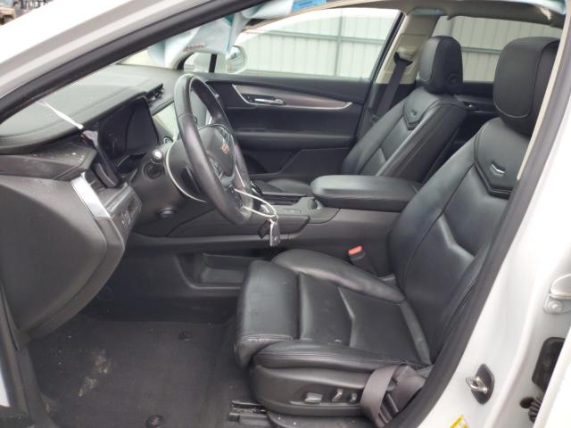 Parquets CADILLAC XT5 2017 Biały