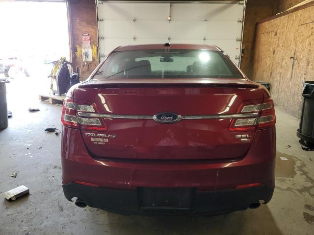  FORD TAURUS 2018 Czerwony