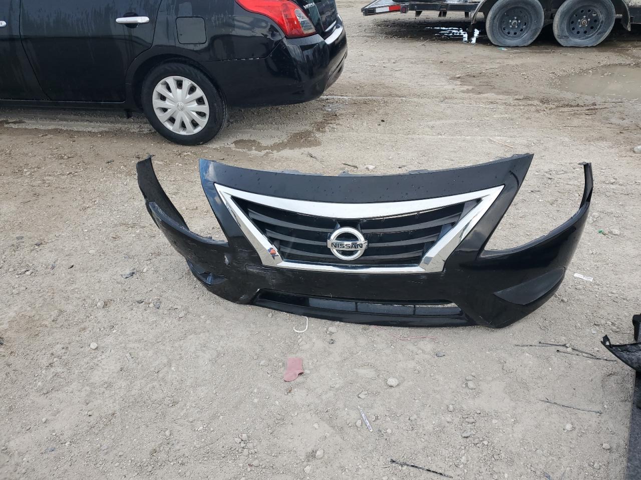 2018 Nissan Versa S VIN: 3N1CN7AP3JL814055 Lot: 63210595