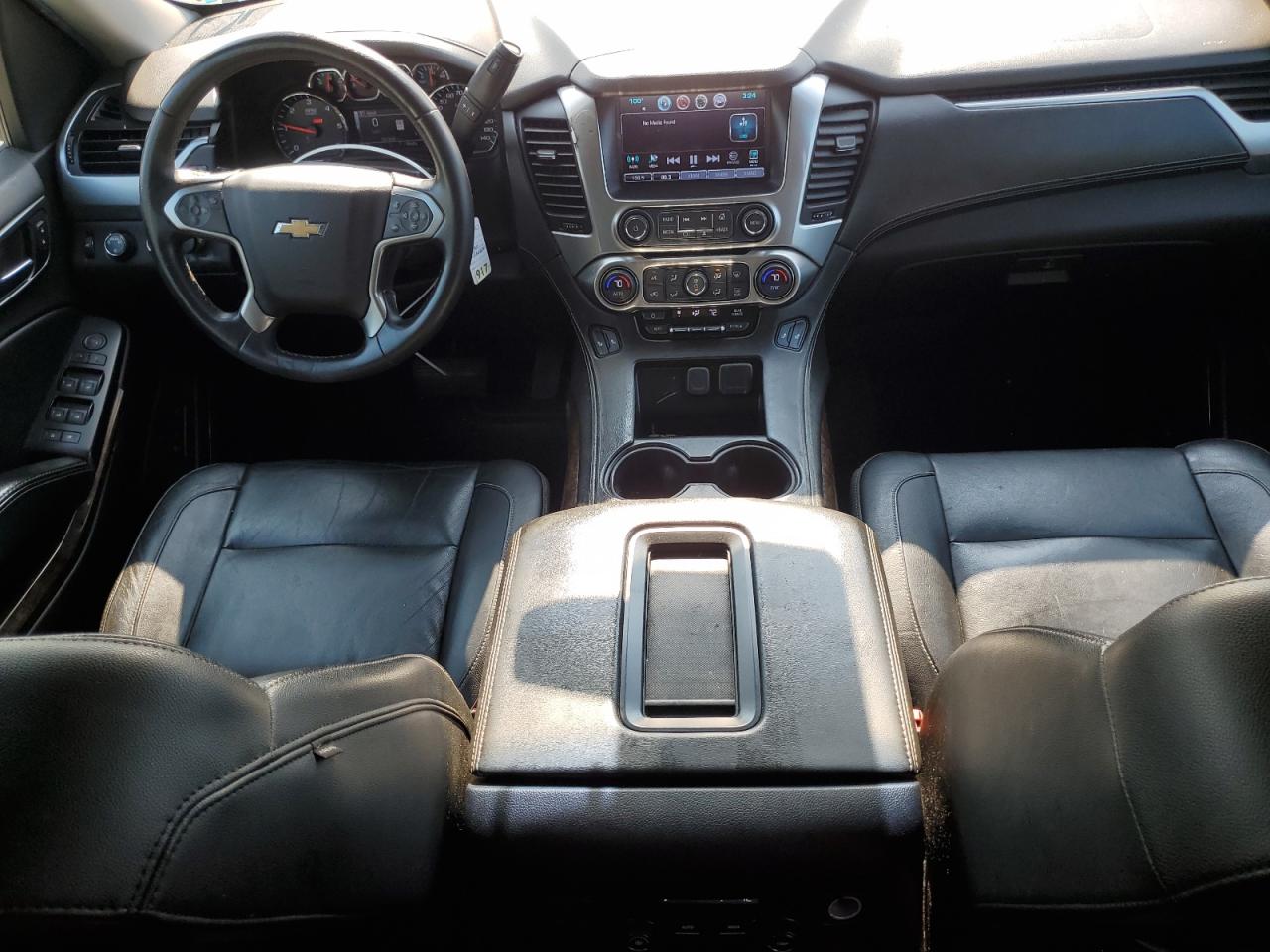 2017 Chevrolet Suburban K1500 Lt VIN: 1GNSKHKC1HR199017 Lot: 65946505