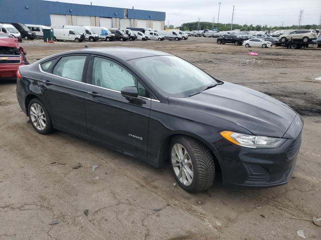  FORD FUSION 2019 Czarny