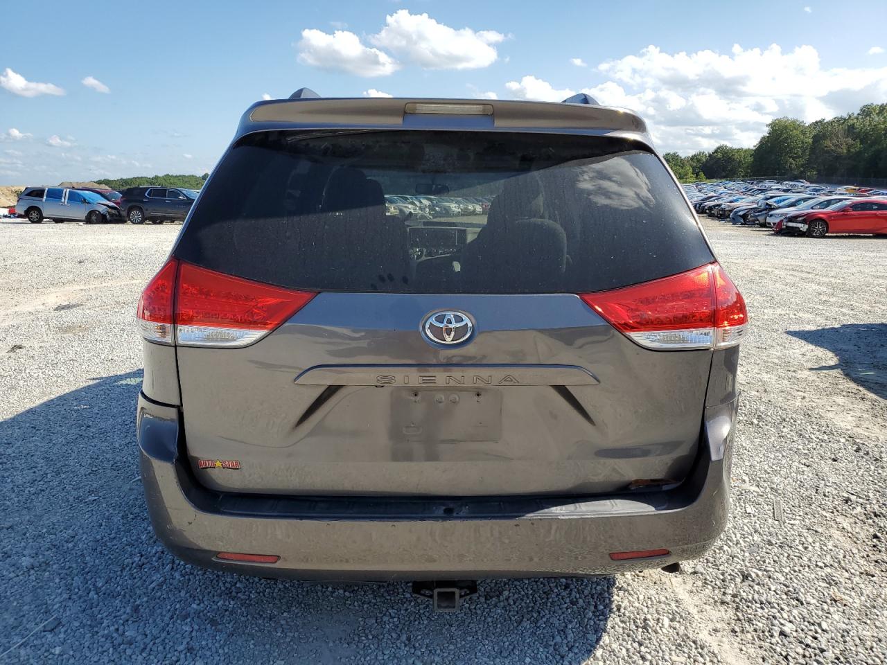 2014 Toyota Sienna Le VIN: 5TDKK3DC0ES426350 Lot: 64195875