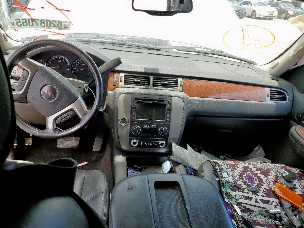 2007 GMC Yukon VIN: 1GKFC13077R415037 Lot: 62087065