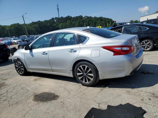 Седаны NISSAN ALTIMA 2016 Серебристый