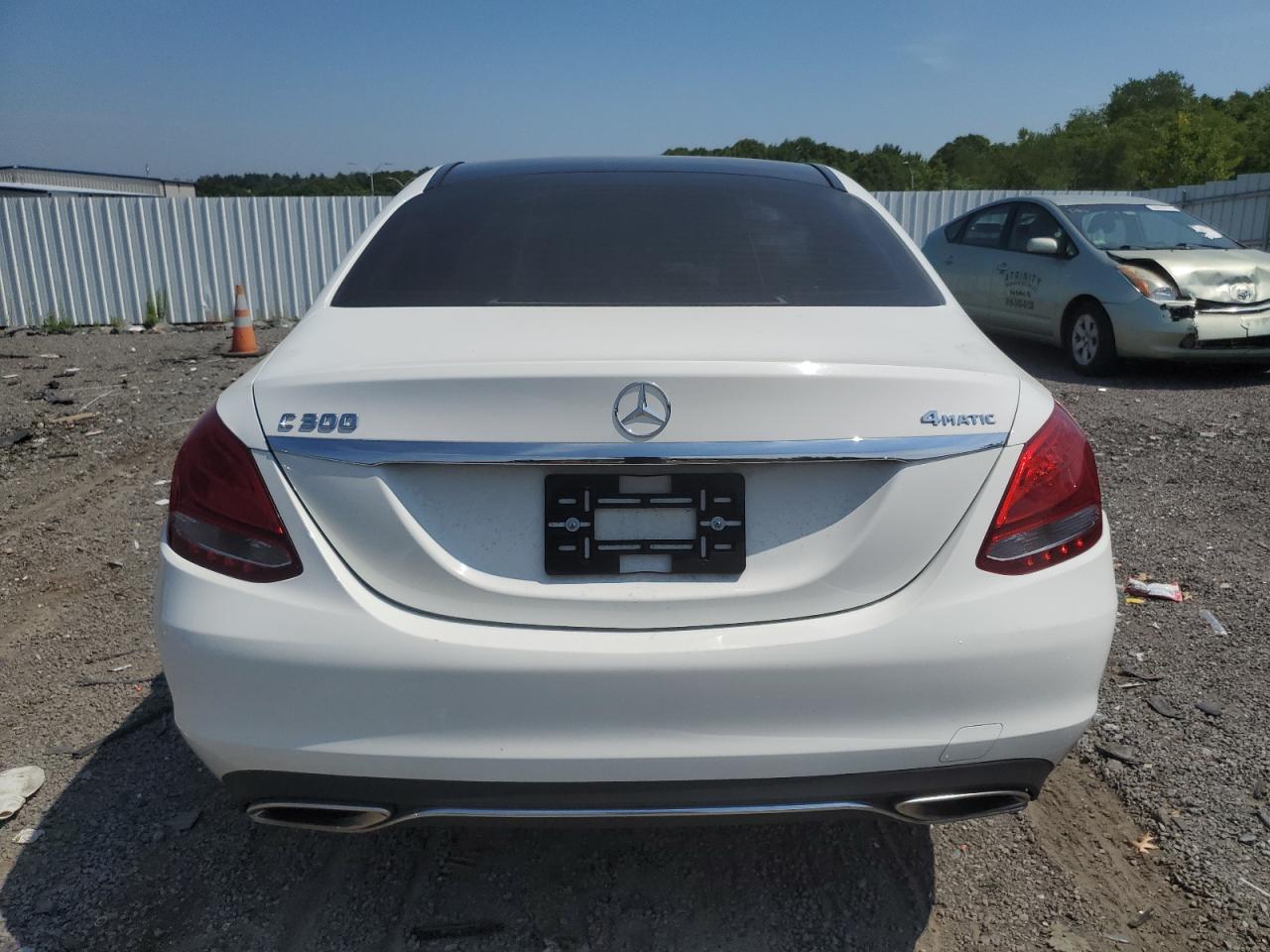 2017 Mercedes-Benz C 300 4Matic VIN: 55SWF4KBXHU196653 Lot: 63061535