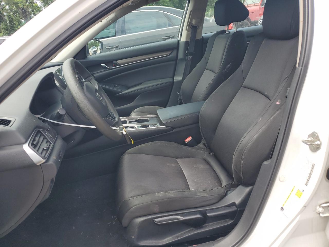 2019 Honda Accord Lx VIN: 1HGCV1F10KA084596 Lot: 64719735