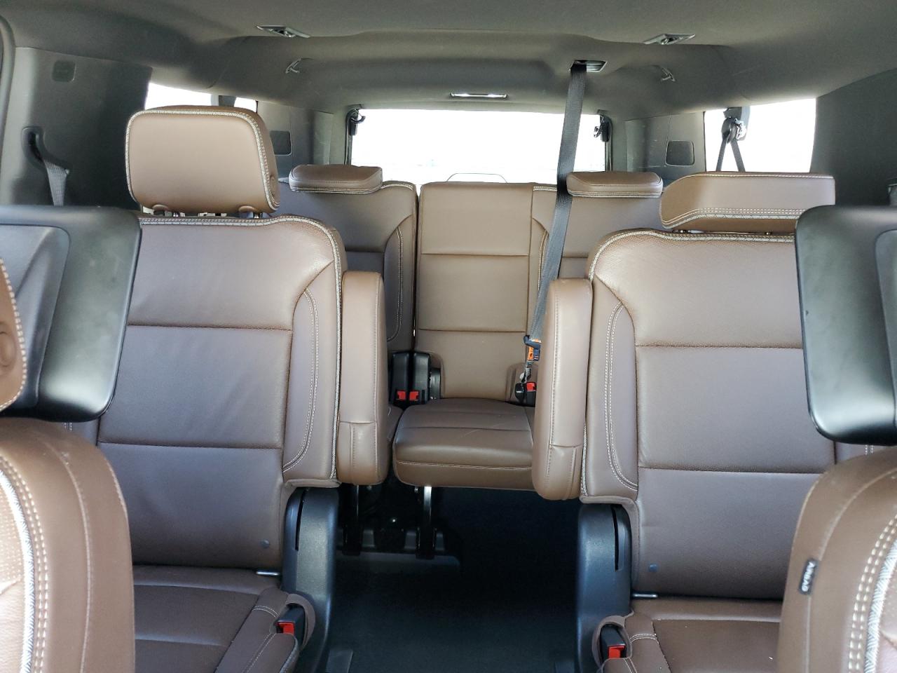 2021 Chevrolet Suburban C1500 High Country VIN: 1GNSCGKL8MR239269 Lot: 63642145