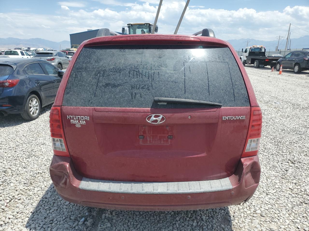 2008 Hyundai Entourage Gls VIN: KNDMC233286051843 Lot: 63221315