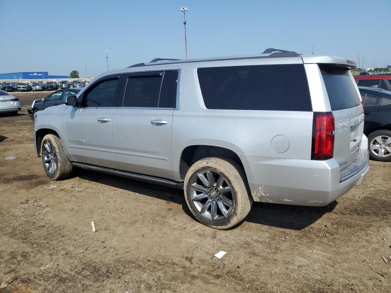 1gnskjkc5jr298422 1GNSKJKC5JR298422 2018 Chevrolet Suburban K1500 Premier