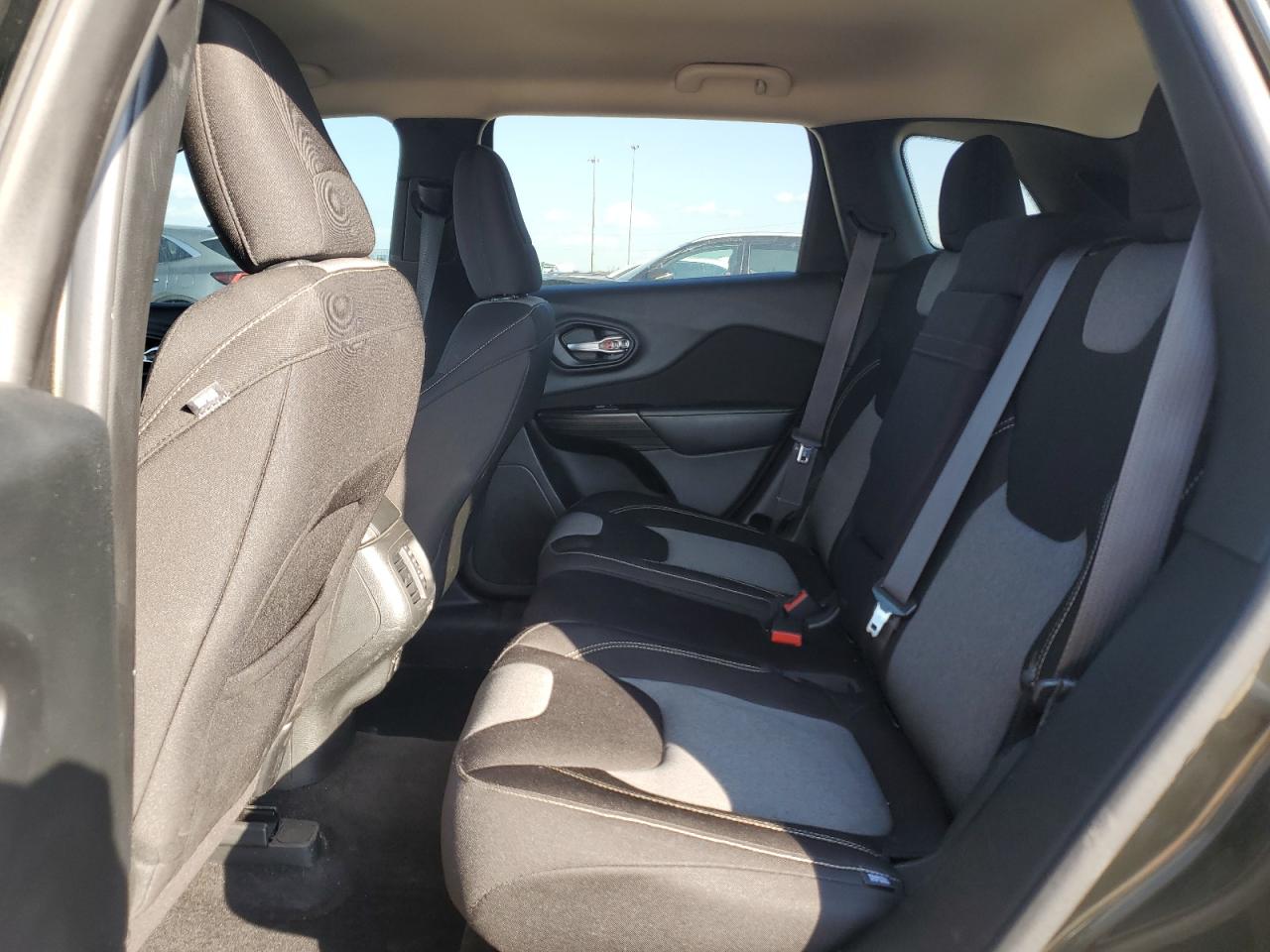 2014 Jeep Cherokee Latitude VIN: 1C4PJMCS4EW308860 Lot: 66141325