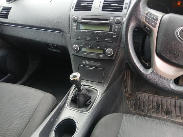 2009 TOYOTA AVENSIS T2