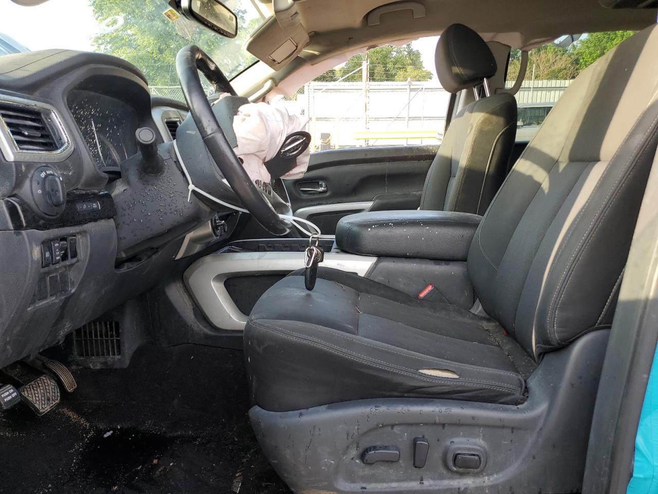 2017 Nissan Titan Sv VIN: 1N6AA1E58HN544964 Lot: 65633855