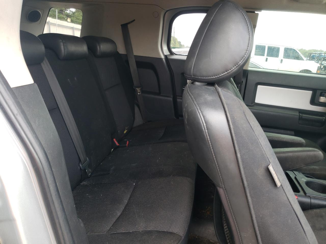 2007 Toyota Fj Cruiser VIN: JTEBU11F470029657 Lot: 63031275