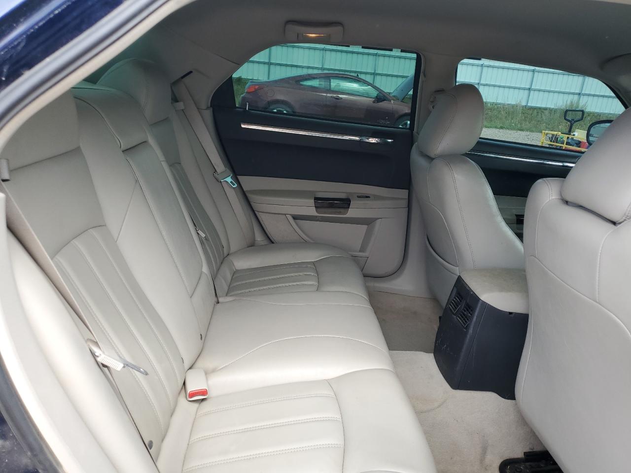 2005 Chrysler 300C VIN: 2C3JA63H65H111732 Lot: 64185905