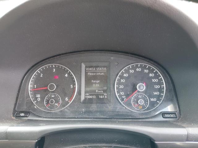 2011 VOLKSWAGEN TOURAN SE