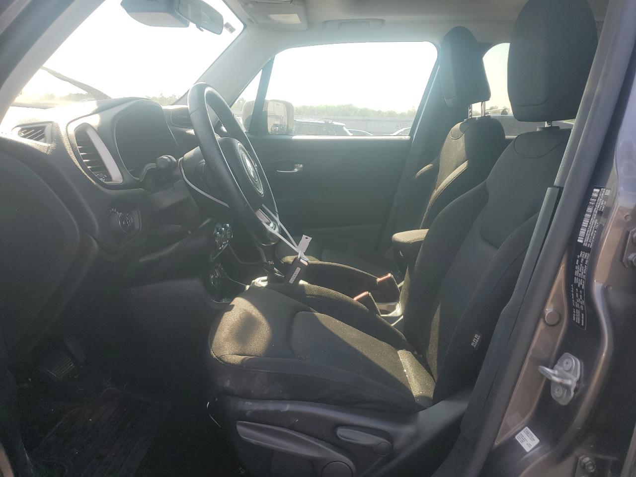 2017 Jeep Renegade Latitude VIN: ZACCJBBB2HPE44958 Lot: 94697785