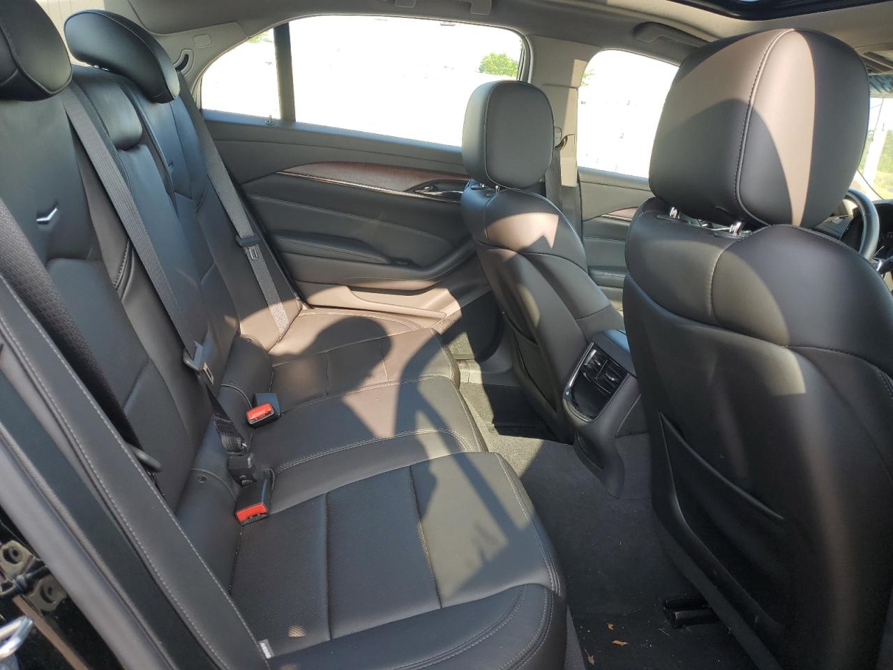 2018 Cadillac Cts Luxury VIN: 1G6AX5SS5J0169527 Lot: 63772575